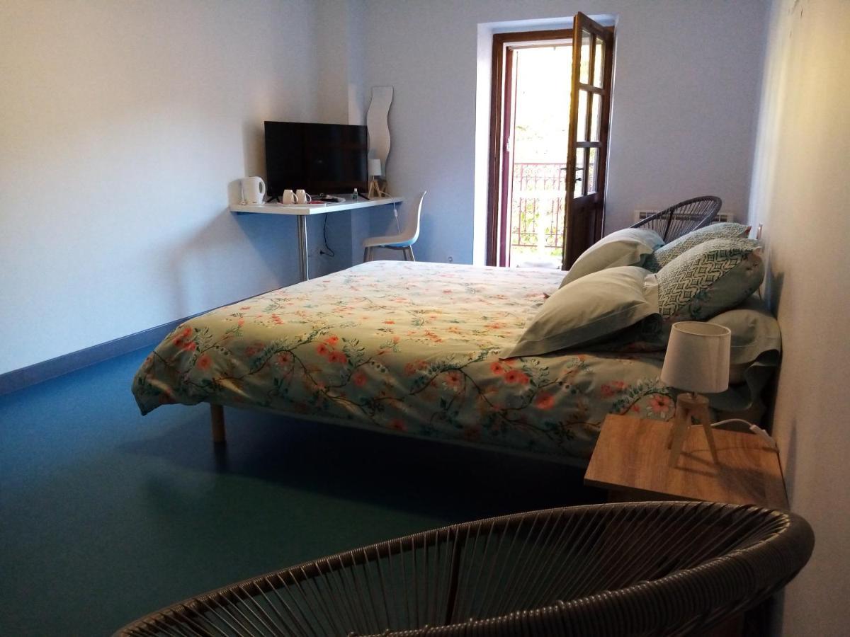 Auberge Du Marronnier Belmont-sur-Rance Buitenkant foto